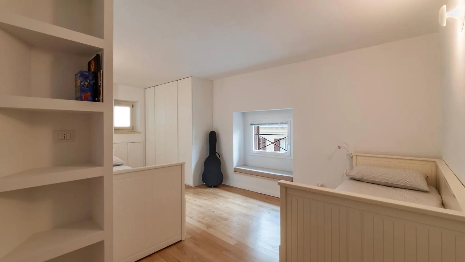 Luxury 3 Beds 3 Baths, Few Steps From City Center Italy