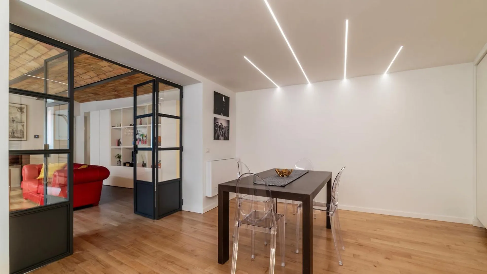 Luxury 3 Beds 3 Baths, Few Steps From City Center 0*, Rome